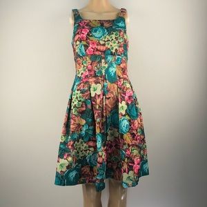 Darling Alice flared dress
